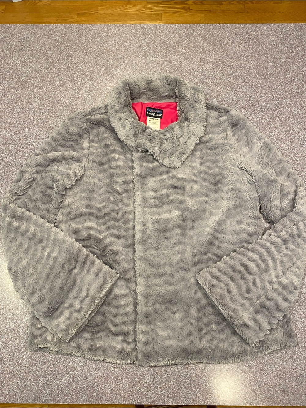 Patagonia Gray Pelage Faux Fur Jacket with Pink Lining EUC